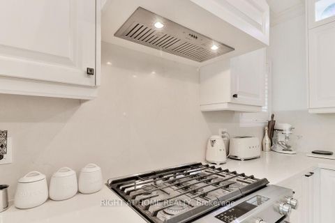 Photo 13 at 140 Moraine Drive, Vellore Village, Vaughan