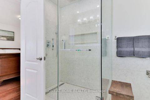 Photo 22 at 140 Moraine Drive, Vellore Village, Vaughan