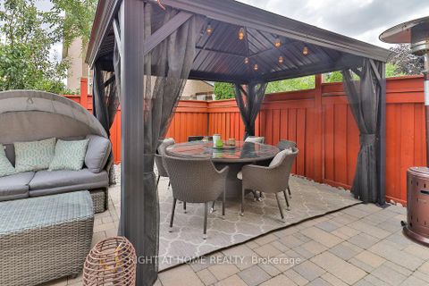 Photo 33 at 140 Moraine Drive, Vellore Village, Vaughan