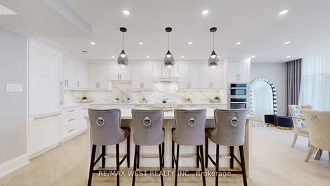 Photo 11 at 1403 - 900 Yonge Street, Annex, Toronto