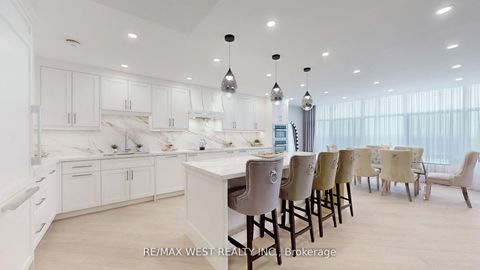Photo 12 at 1403 - 900 Yonge Street, Annex, Toronto