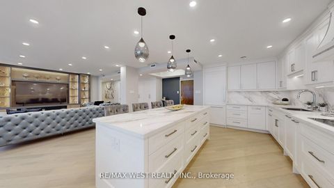 Photo 13 at 1403 - 900 Yonge Street, Annex, Toronto