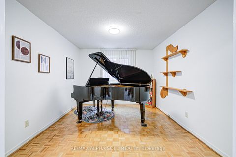 Photo 11 at 360 Goldhawk Trail, Milliken, Toronto