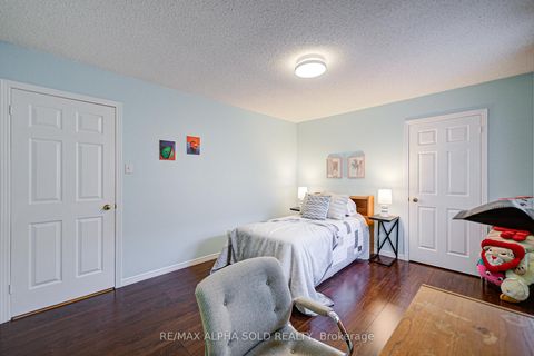 Photo 27 at 360 Goldhawk Trail, Milliken, Toronto