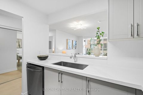 Photo 10 at LPH17 - 39 PEMBERTON Avenue, Newtonbrook East, Toronto
