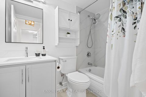 Photo 13 at LPH17 - 39 PEMBERTON Avenue, Newtonbrook East, Toronto