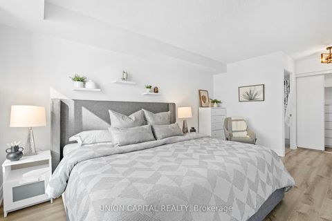 Photo 14 at LPH17 - 39 PEMBERTON Avenue, Newtonbrook East, Toronto