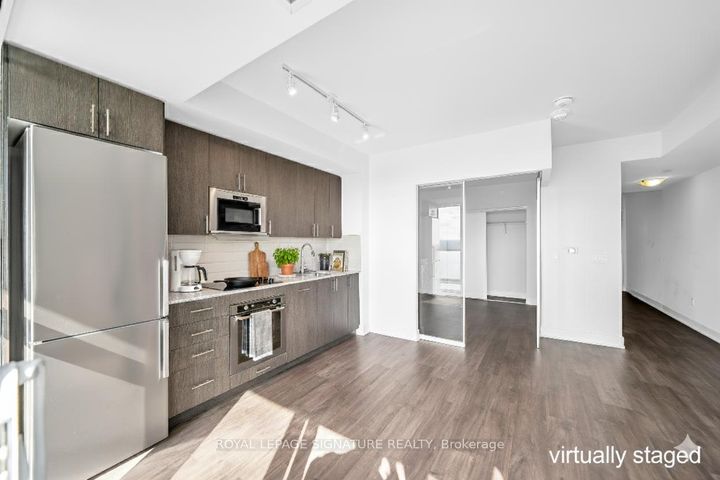 Photo 4 at 2020 - 2550 Simcoe Street, Windfields, Oshawa