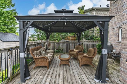 Photo 16 at 86 Penvill Trail, Ardagh, Barrie