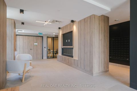 Photo 3 at 1302 - 335 Wheat Boom Drive, JM Joshua Meadows, Oakville