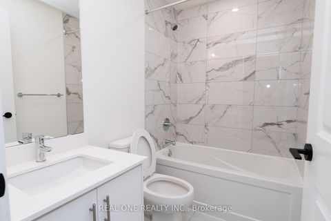 Photo 13 at 1302 - 335 Wheat Boom Drive, JM Joshua Meadows, Oakville