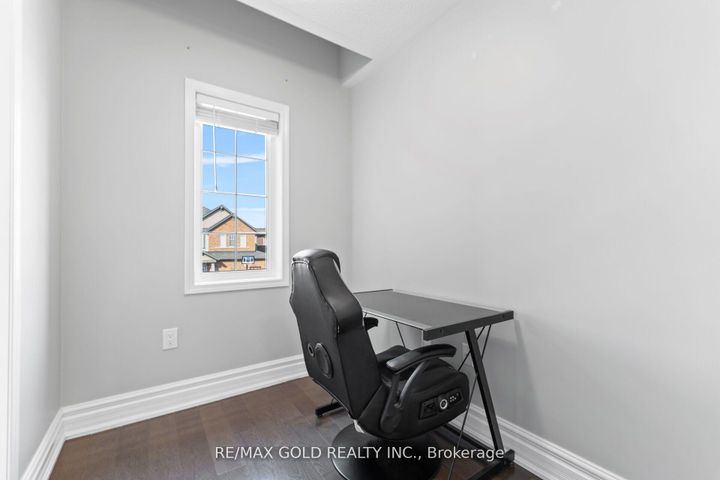 Photo 30 at 172 Tysonville Circle, Northwest Brampton, Brampton