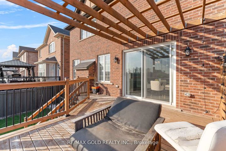 Photo 43 at 172 Tysonville Circle, Northwest Brampton, Brampton