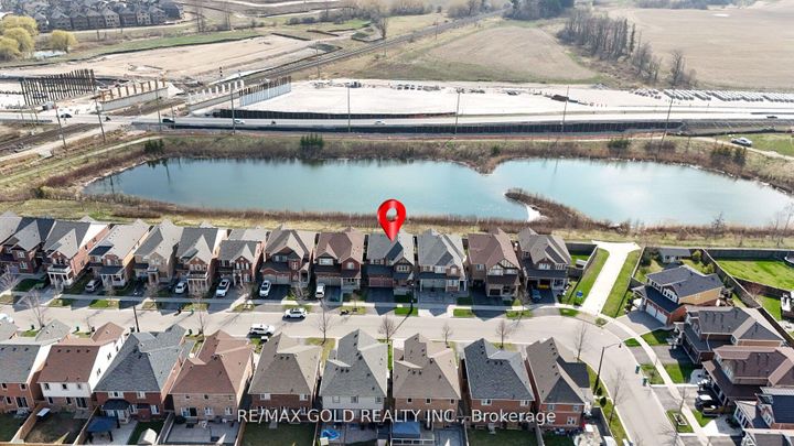 Photo 47 at 172 Tysonville Circle, Northwest Brampton, Brampton