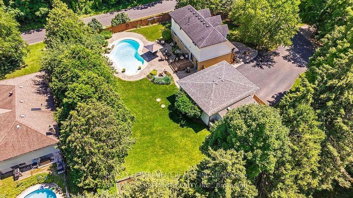 Photo 2 at 6487 Panton Street, Rural Burlington, Burlington