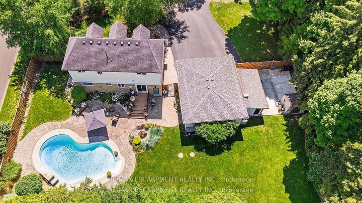 Photo 3 at 6487 Panton Street, Rural Burlington, Burlington
