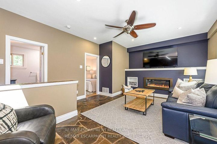 Photo 17 at 6487 Panton Street, Rural Burlington, Burlington