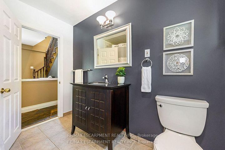 Photo 19 at 6487 Panton Street, Rural Burlington, Burlington