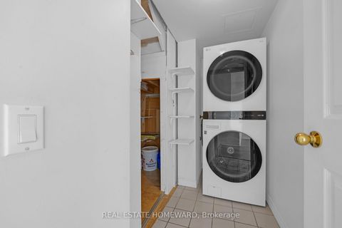 Photo 17 at 812 - 1720 Eglinton Avenue E, Victoria Village, Toronto