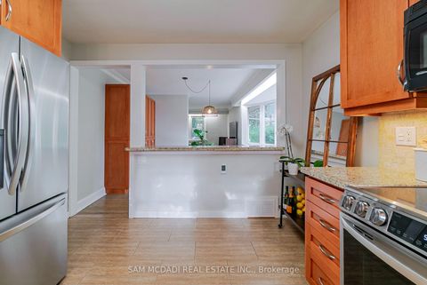 Photo 10 at 9 Palace Arch Drive, Rosethorn, Toronto