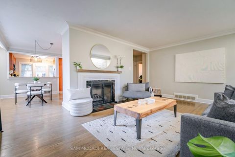 Photo 14 at 9 Palace Arch Drive, Rosethorn, Toronto