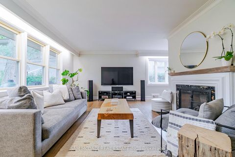 Photo 15 at 9 Palace Arch Drive, Rosethorn, Toronto