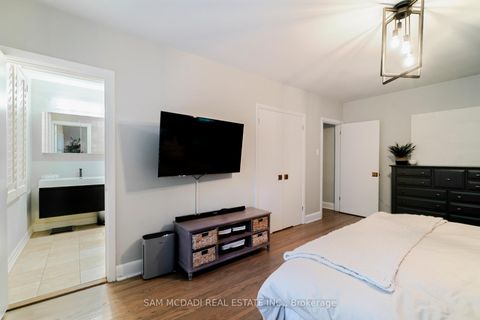 Photo 26 at 9 Palace Arch Drive, Rosethorn, Toronto