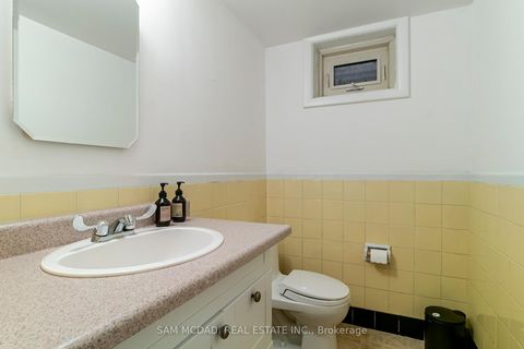 Photo 31 at 9 Palace Arch Drive, Rosethorn, Toronto