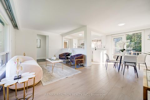 Photo 5 at 31 Sussex Avenue, Crosby, Richmond Hill