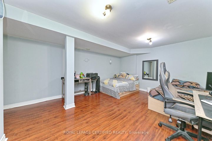 Photo 29 at 28 Abbotsbury Drive, Credit Valley, Brampton