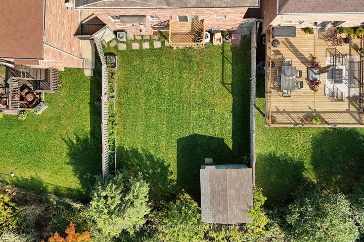 Photo 35 at 28 Abbotsbury Drive, Credit Valley, Brampton