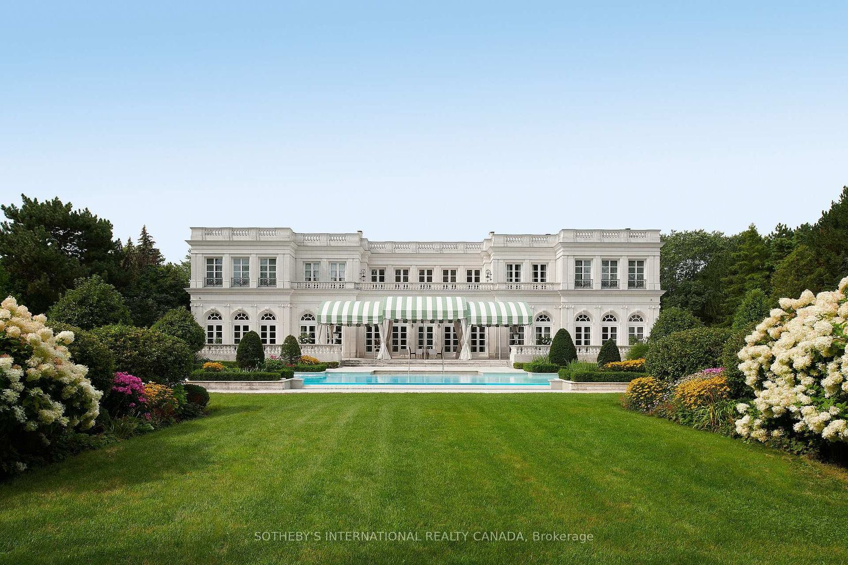 15 High Point Road, York Mills, Toronto 