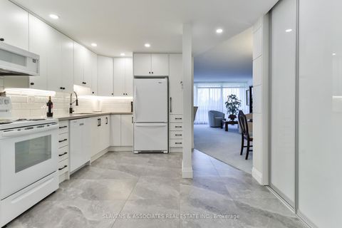 Photo 3 at 403 - 3300 Don Mills Road, Don Valley Village, Toronto