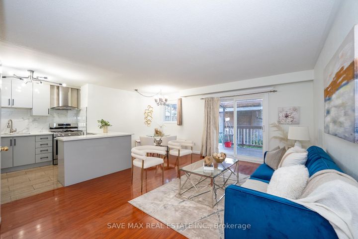 Photo 6 at 28 Gailwood Court, Northgate, Brampton
