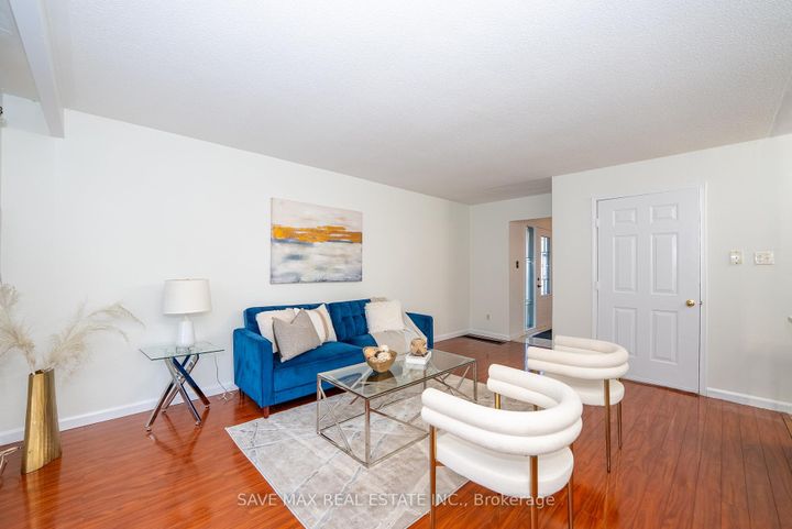 Photo 8 at 28 Gailwood Court, Northgate, Brampton