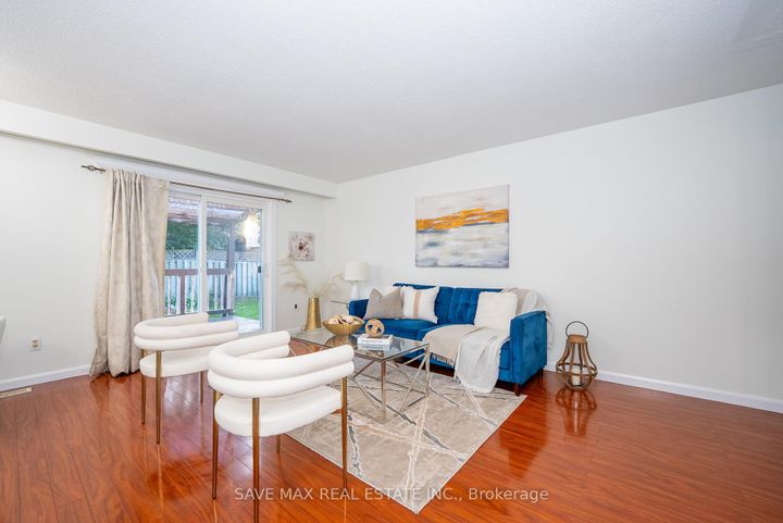 Photo 12 at 28 Gailwood Court, Northgate, Brampton