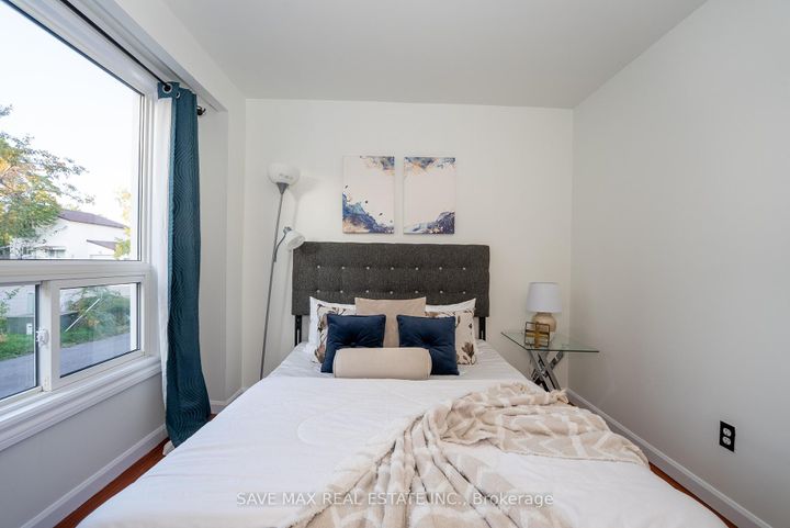 Photo 19 at 28 Gailwood Court, Northgate, Brampton