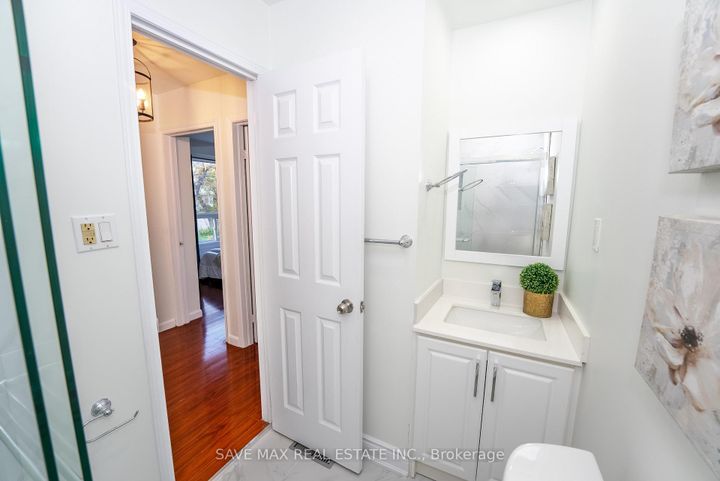 Photo 21 at 28 Gailwood Court, Northgate, Brampton