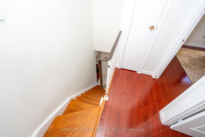 Photo 24 at 28 Gailwood Court, Northgate, Brampton