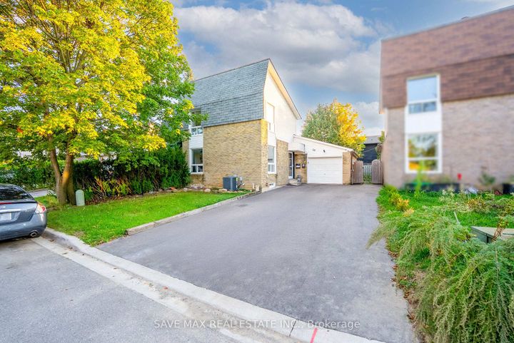Photo 41 at 28 Gailwood Court, Northgate, Brampton