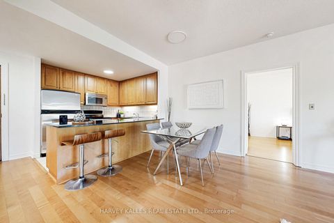 Photo 10 at 405 - 4620 Hwy 7, East Woodbridge, Vaughan