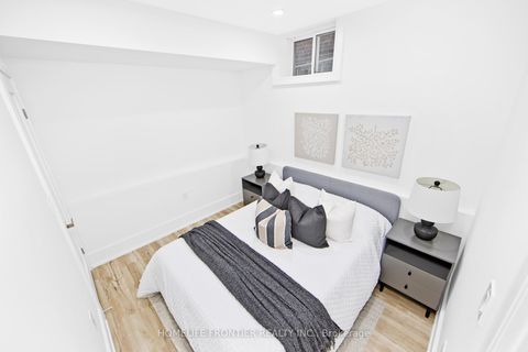 Photo 18 at 3 Wiley Avenue, East York, Toronto