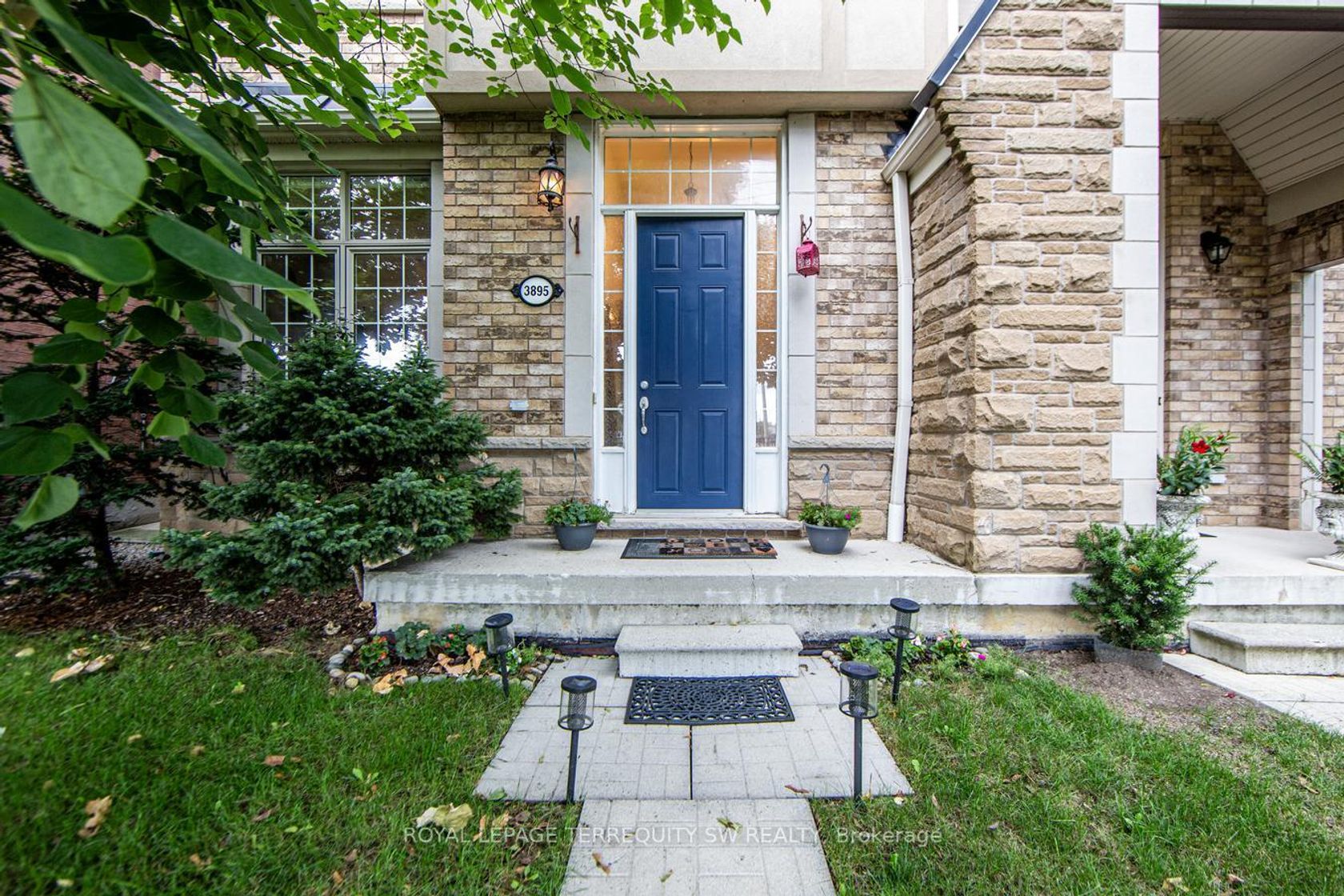 3895 Eglinton Avenue W, Churchill Meadows, Mississauga 2