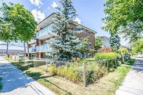 Photo 1 at 54 Rabbit Lane, West Deane, Toronto