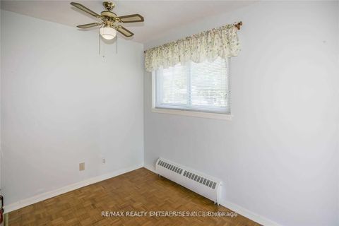 Photo 19 at 54 Rabbit Lane, West Deane, Toronto