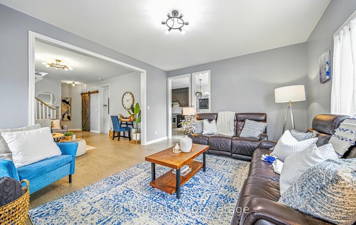 Photo 17 at 504 Halo Street, Windfields, Oshawa