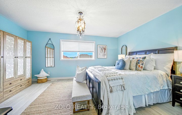 Photo 22 at 504 Halo Street, Windfields, Oshawa
