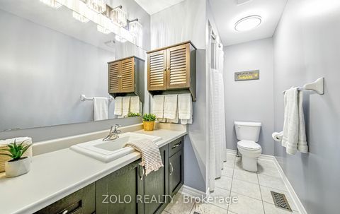 Photo 31 at 504 Halo Street, Windfields, Oshawa
