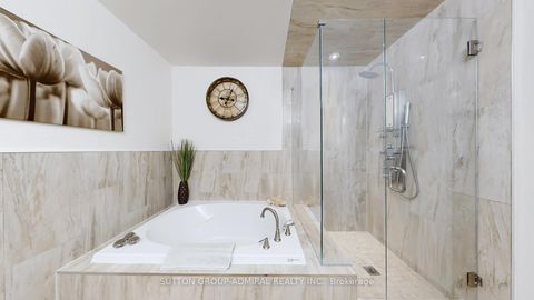 Photo 29 at 7 Rockview Gardens, Concord, Vaughan