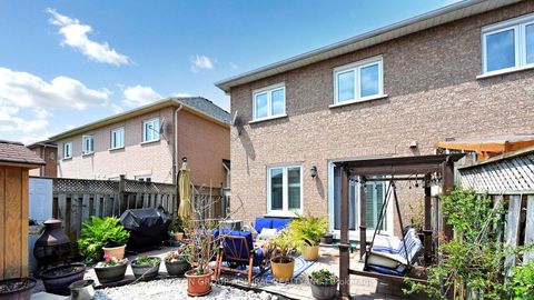 Photo 41 at 7 Rockview Gardens, Concord, Vaughan